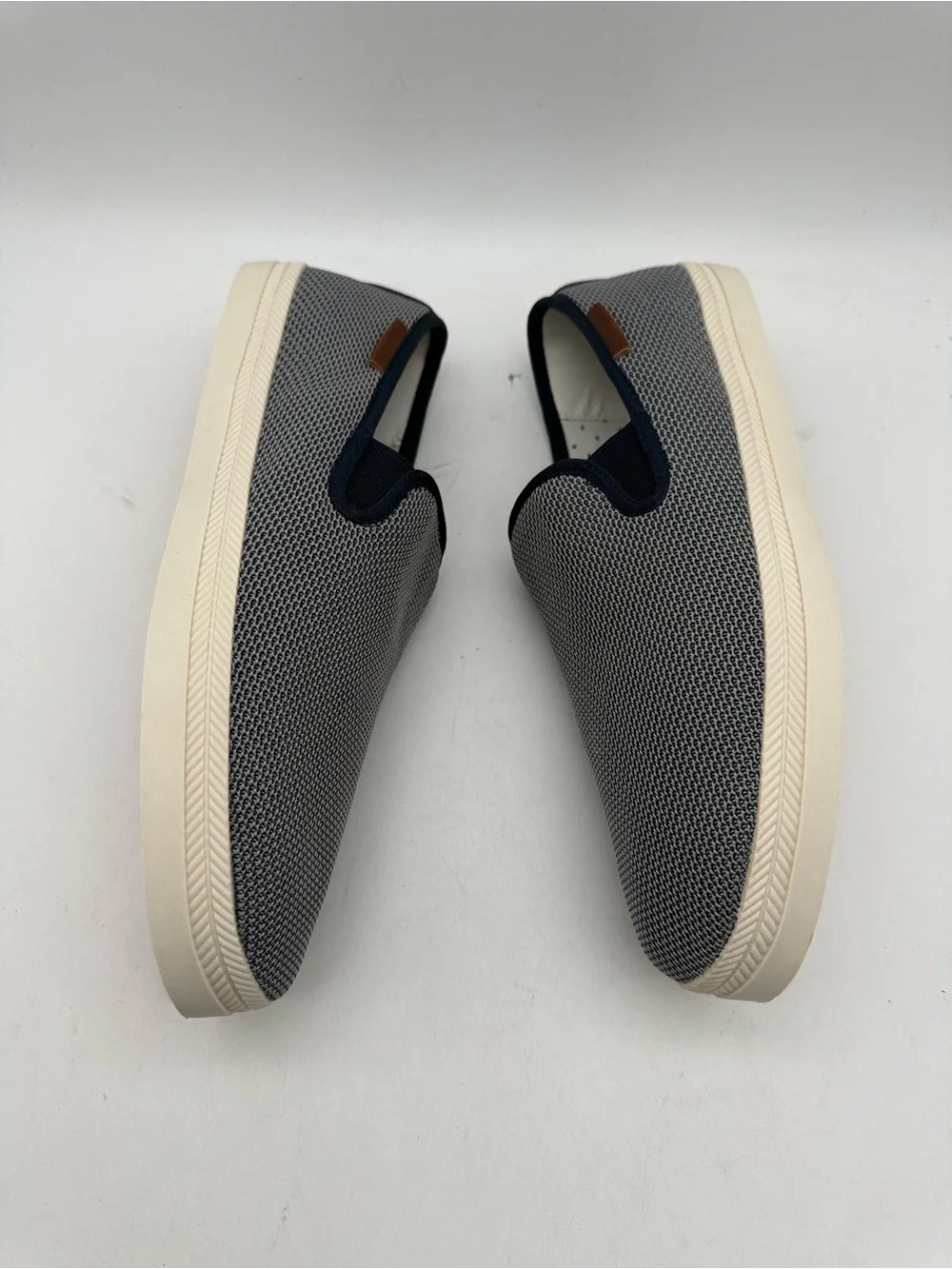 BRAND NEW Madden Castr Navy/Gray Textured Sneakers Slip-on Loafer Size 9.5